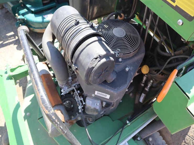 2020-deere-648-image-15