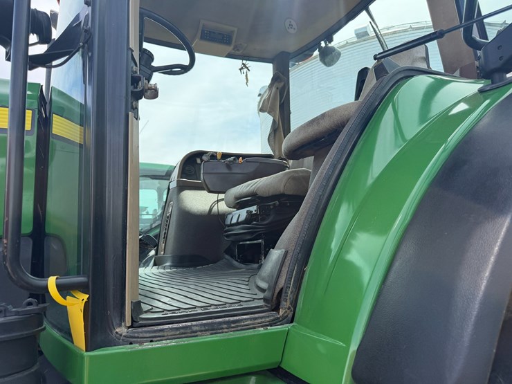 2006-john-deere-8330-image-55