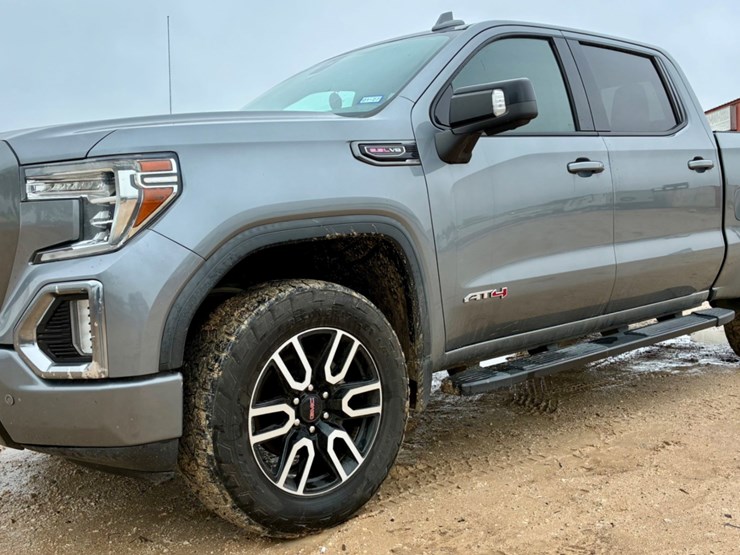2020-gmc-sierra-1500-image-1