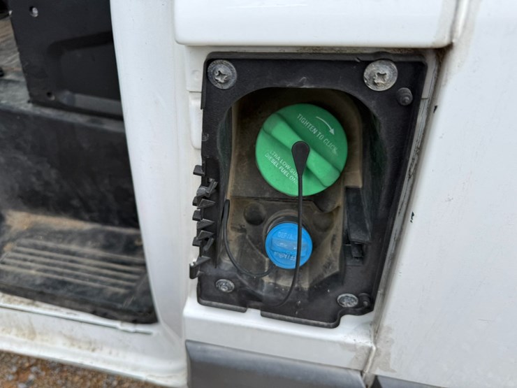 2014-ram-promaster-2500-image-55