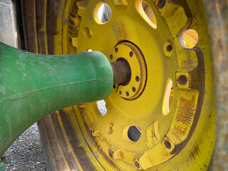 2007-john-deere-8230-image-11