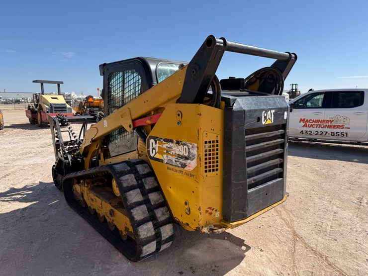 2016-caterpillar-299d2-image-4