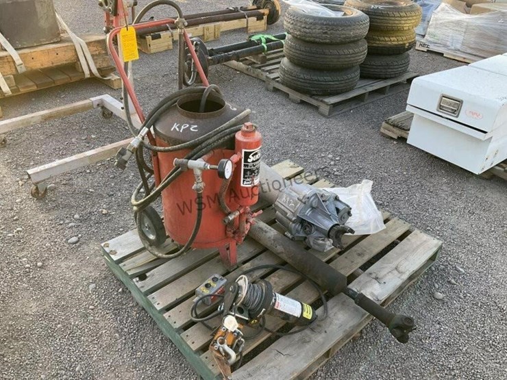 pallet-of-misc-image-1