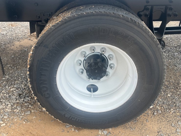 2020-international-mv607-image-10