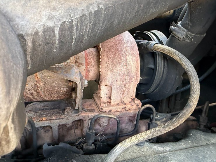 caterpillar-12h-image-65