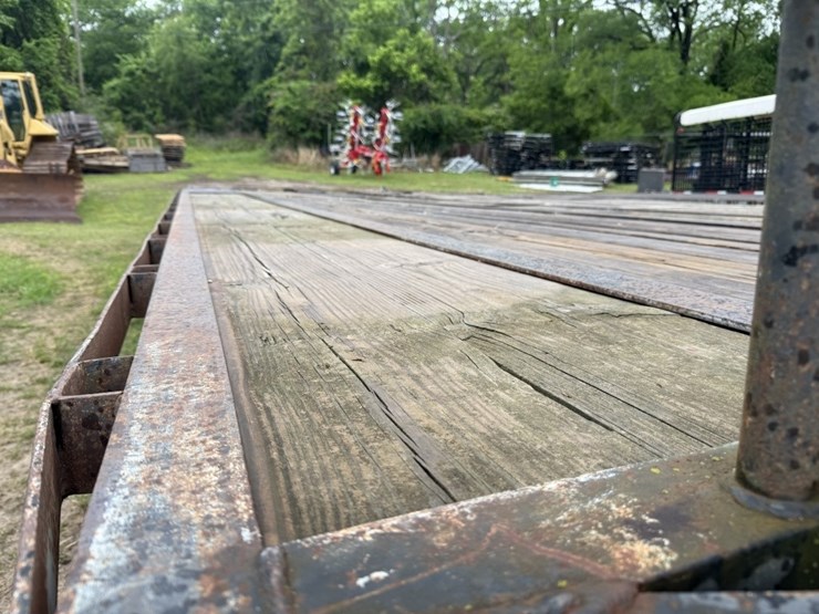 40ft-gooseneck-trailer-image-13