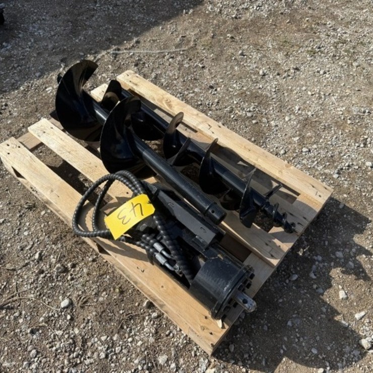 MINI SKID AUGER SET-UP 12IN & 8IN BITS