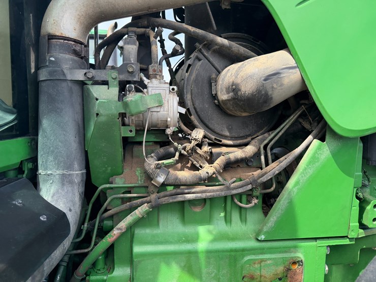 2006-john-deere-8330-image-54