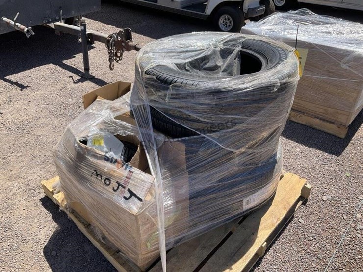 pallet-of-misc-auto-parts-image-1