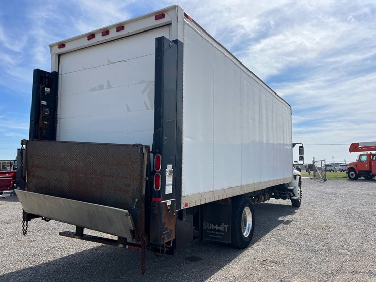 2018-international-durastar-4300-image-5