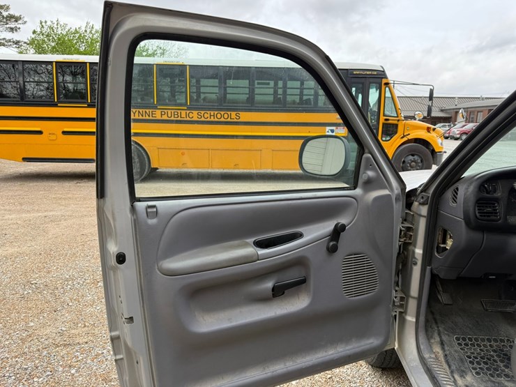 1999-dodge-ram-1500-image-58