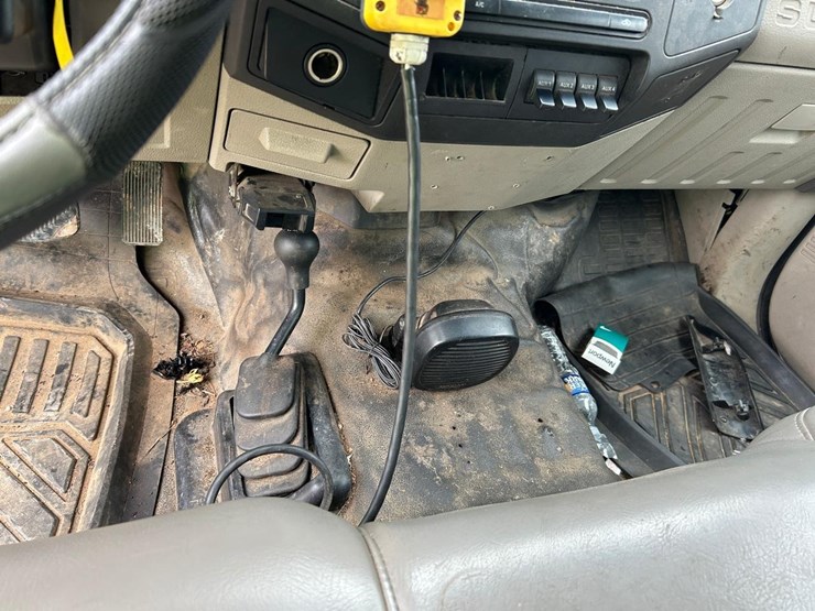 2008-ford-f350-image-24