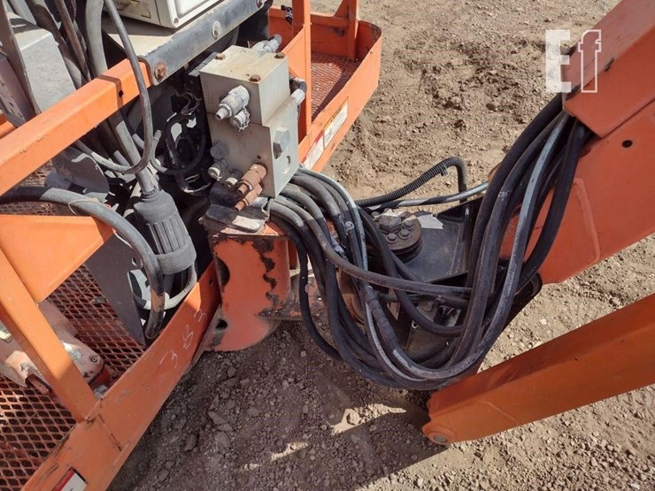 2008-jlg-860sj-image-31