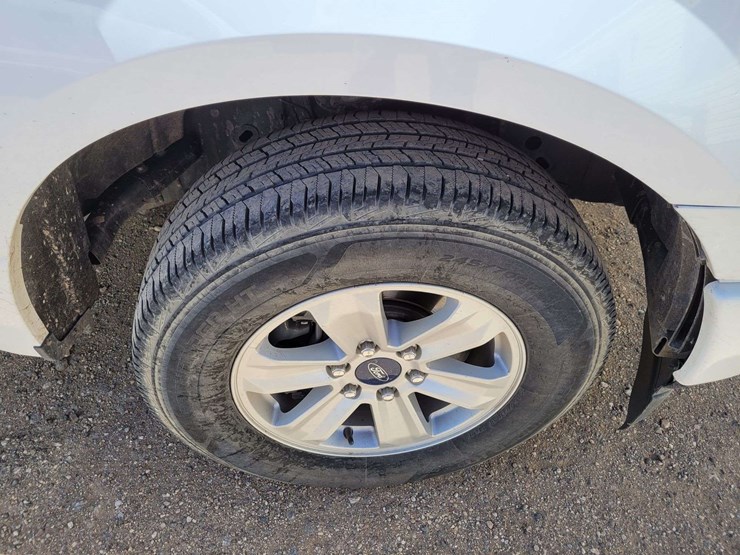 2019-ford-f150-xl-image-4