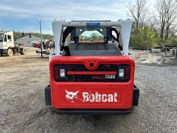 2019-bobcat-t595-image-3