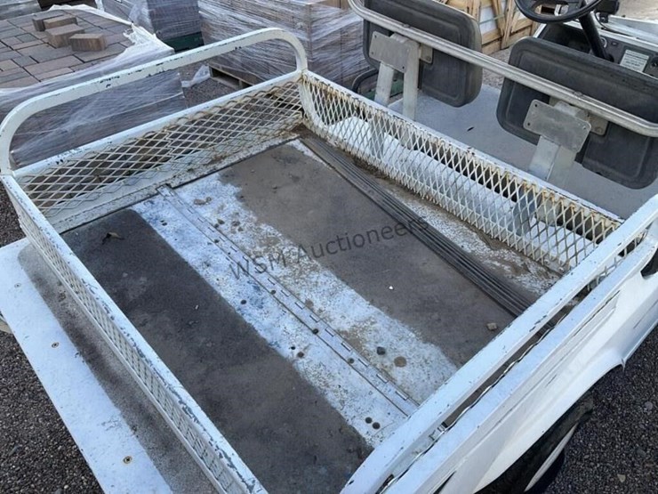 club-car-gas-powered-utility-cart-image-6