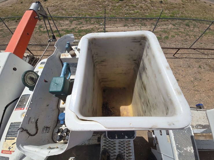 2011-international-workstar-7400-image-26