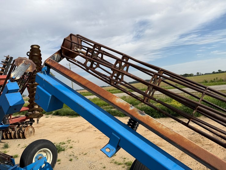 #46898-•-dmi-30'-crumbler-image-24