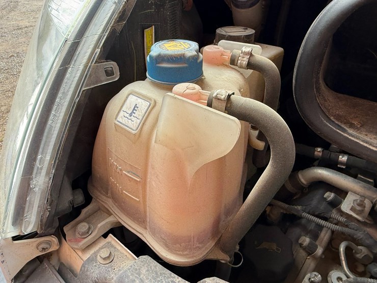 2014-ram-promaster-2500-image-38