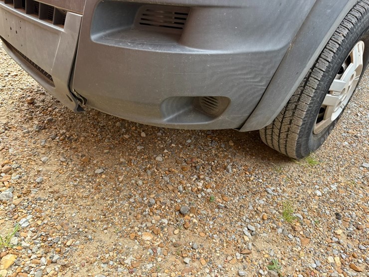 2014-ram-promaster-2500-image-28