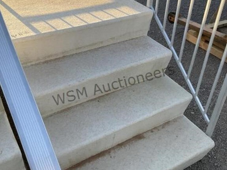 (2)-fiberglass-stair-cases-image-6