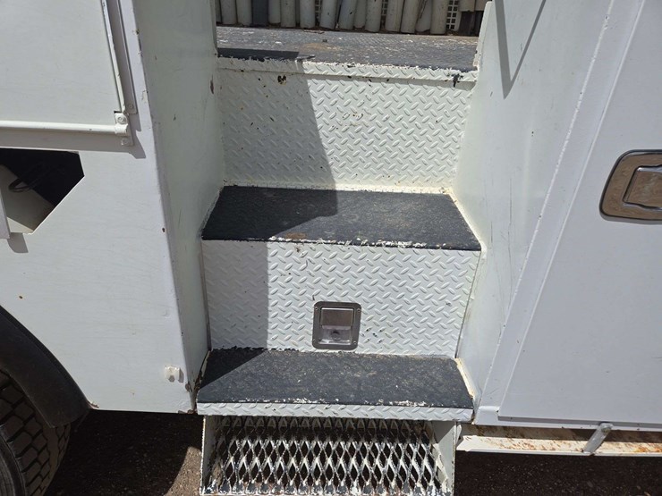 2011-international-workstar-7400-image-17