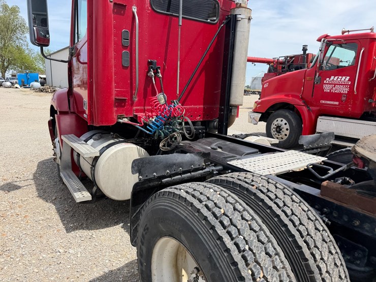 #46859-•-2007-freightliner-columbia-t/a-daycab-truck-tractor-vin:-1fujf0cv37lx21098-image-25