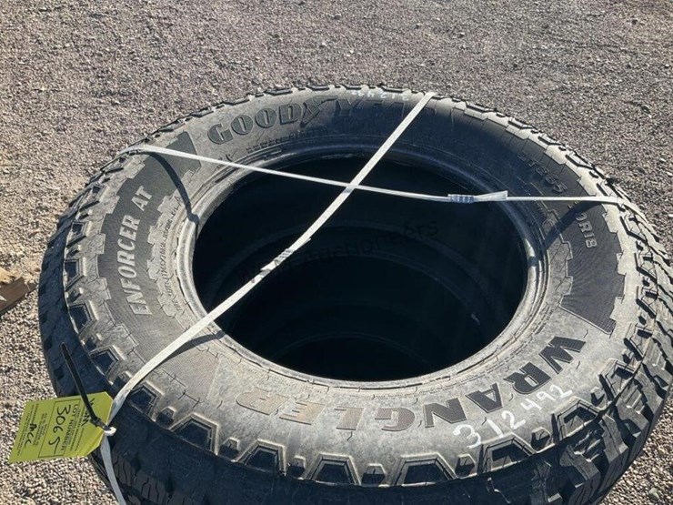 (4)-goodyear-wrangler-265/70r18-tires-image-4