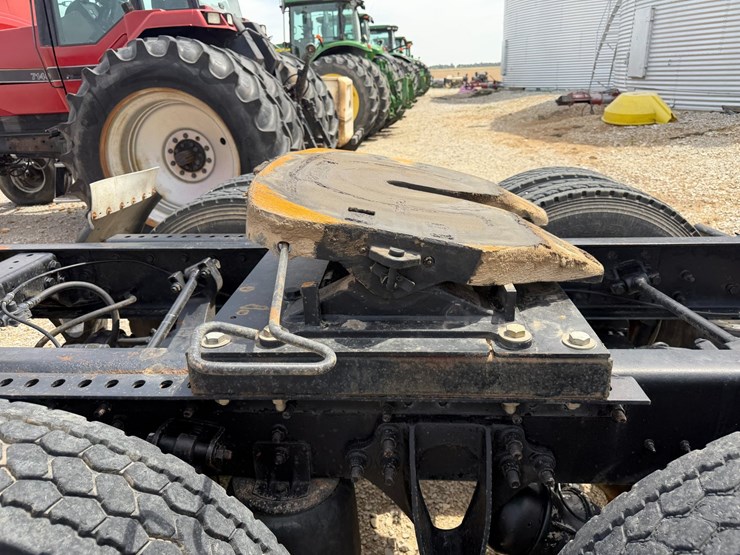 2007-international-9200i-image-21