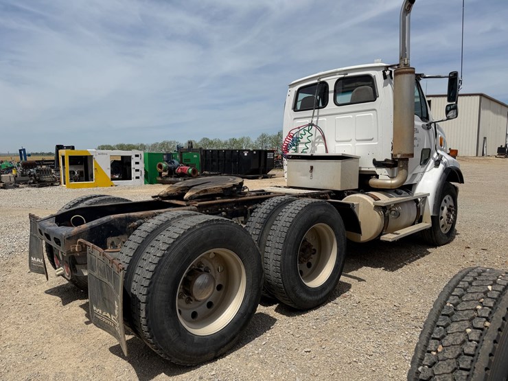 2006-sterling-l9500-image-3