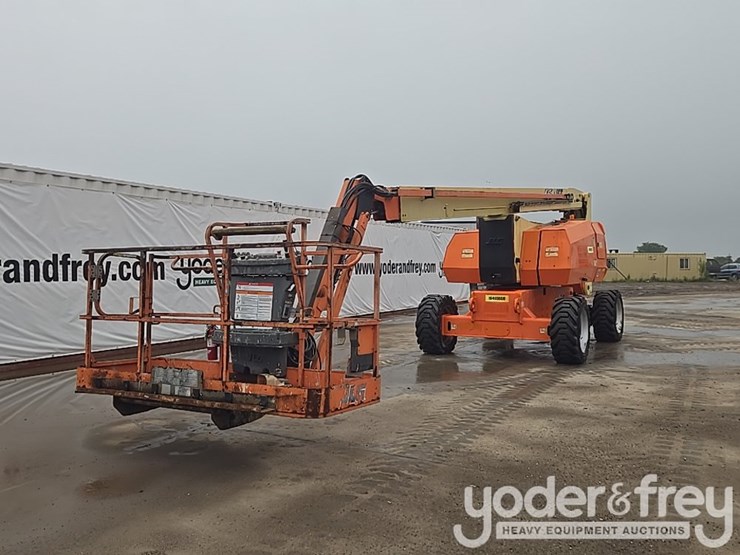 2016-jlg-800aj-image-1