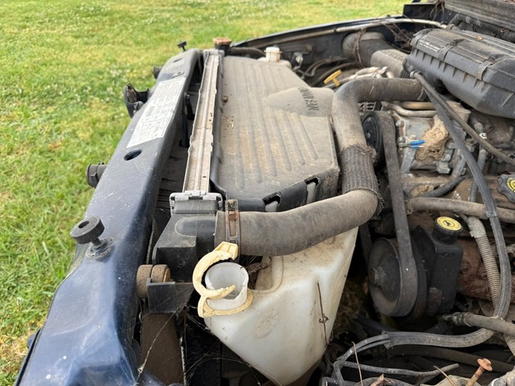 2000-dodge-1500-image-43