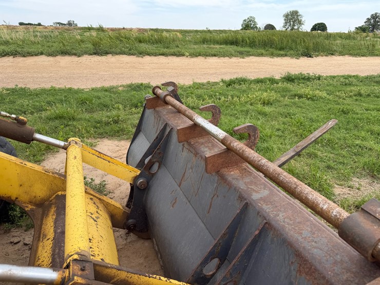 new-holland-lb75b-image-60