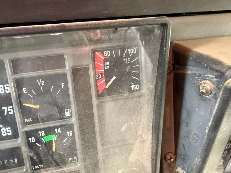 2000-international-3800-image-120