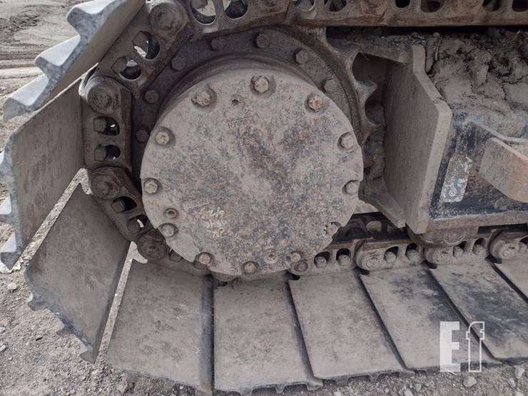 2018-hitachi-zx135us-6-image-26