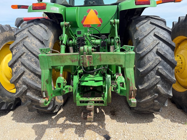 2004-john-deere-8230-image-18