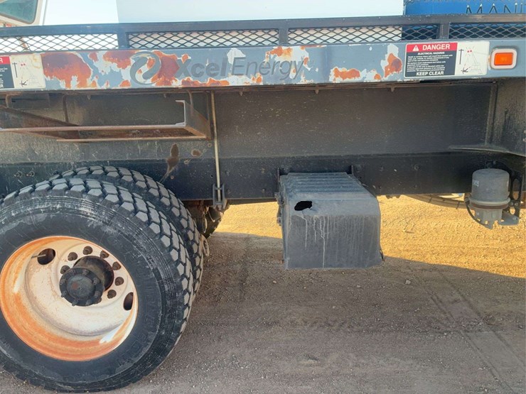 international-2010-40100s-truck-crane-image-21