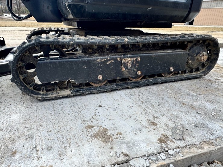 2023-diggit-em15-mini-excavator-image-6