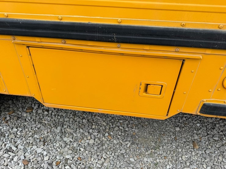 2000-international-3800-image-42