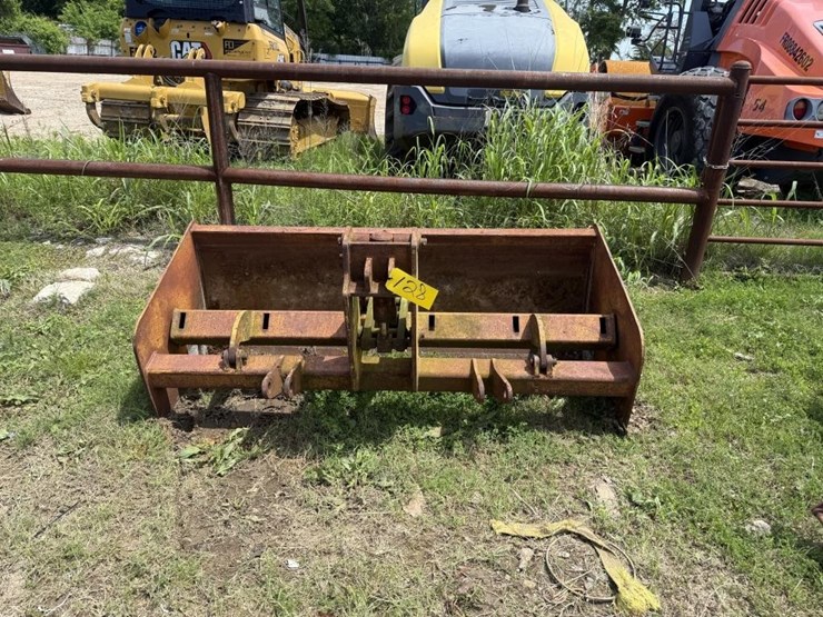 6ft-3pt-box-blade-image-2