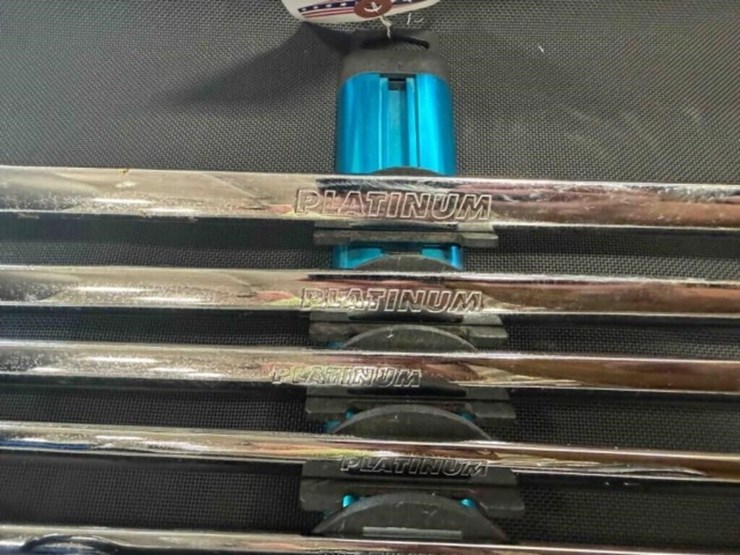craftsman-&-platinum-wrenches-image-5