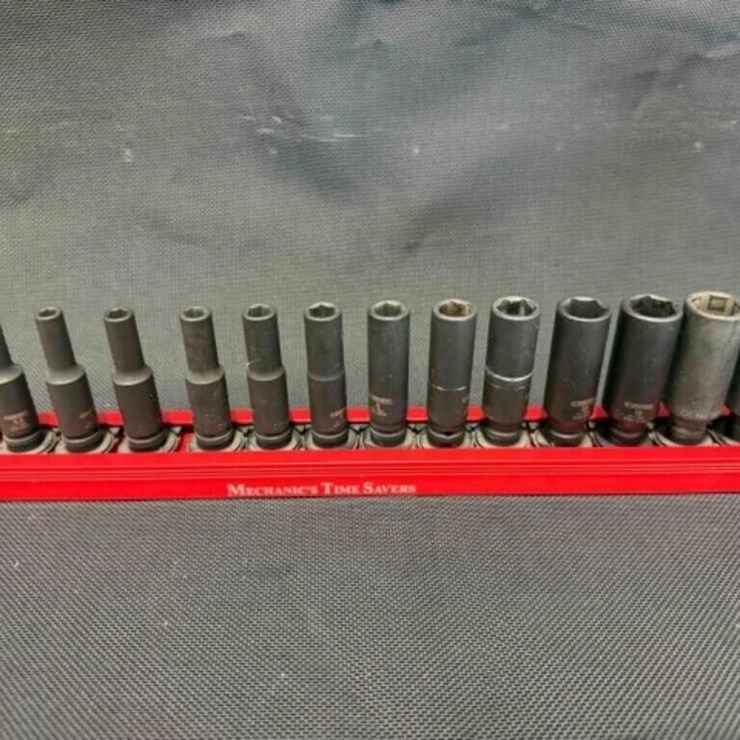 Expert deep impact sockets