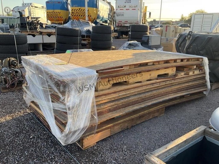 pallet-of-42in-x-8ft-osb-image-2