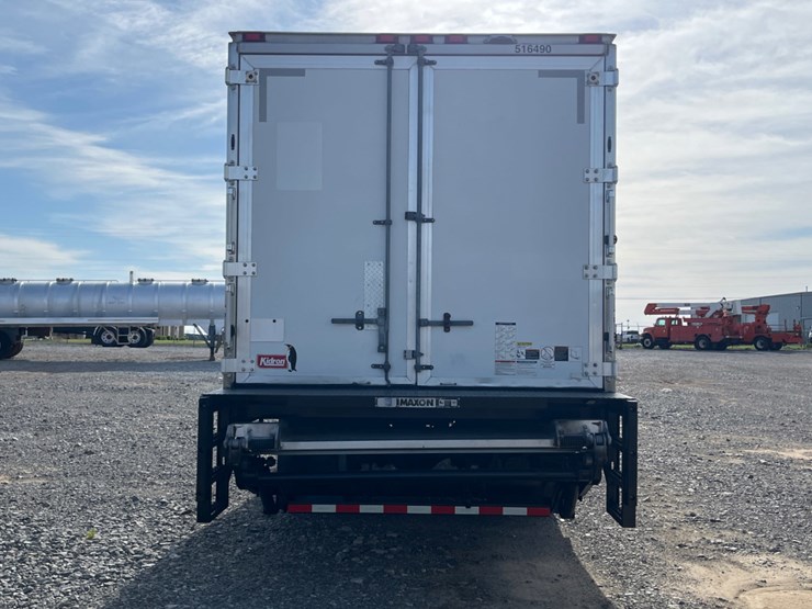 2019-international-durastar-4300-image-6