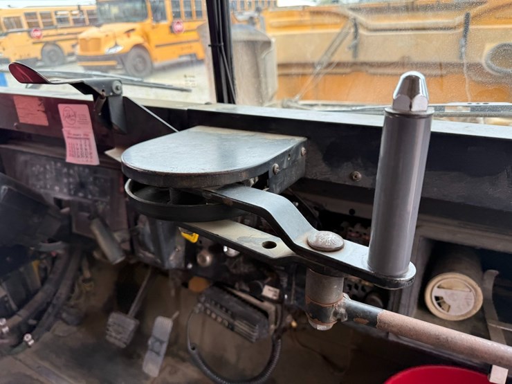 2000-international-3800-image-72