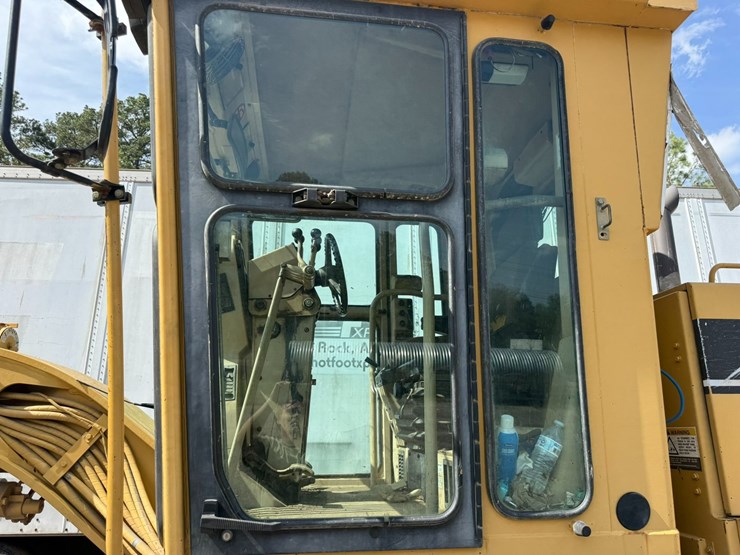 caterpillar-12h-image-85