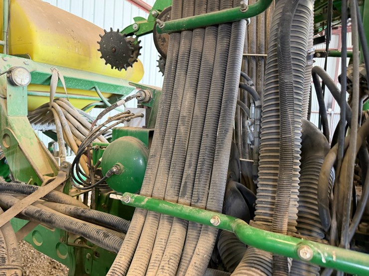 john-deere-1720-image-77