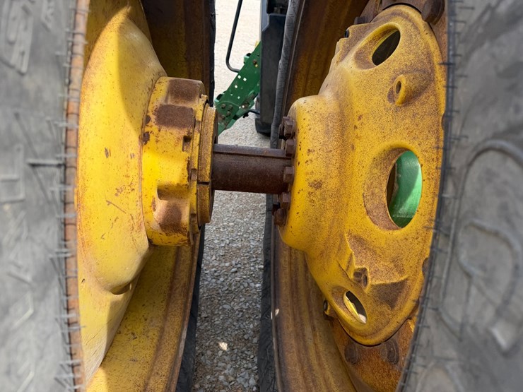 2007-john-deere-8230-image-14