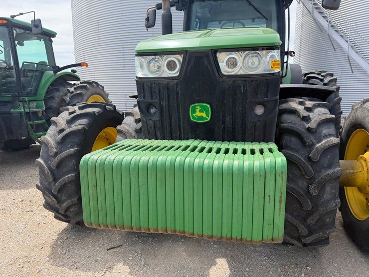 2013-john-deere-8335r-image-37