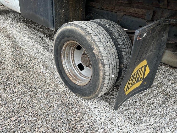 2008-ford-f350-image-18